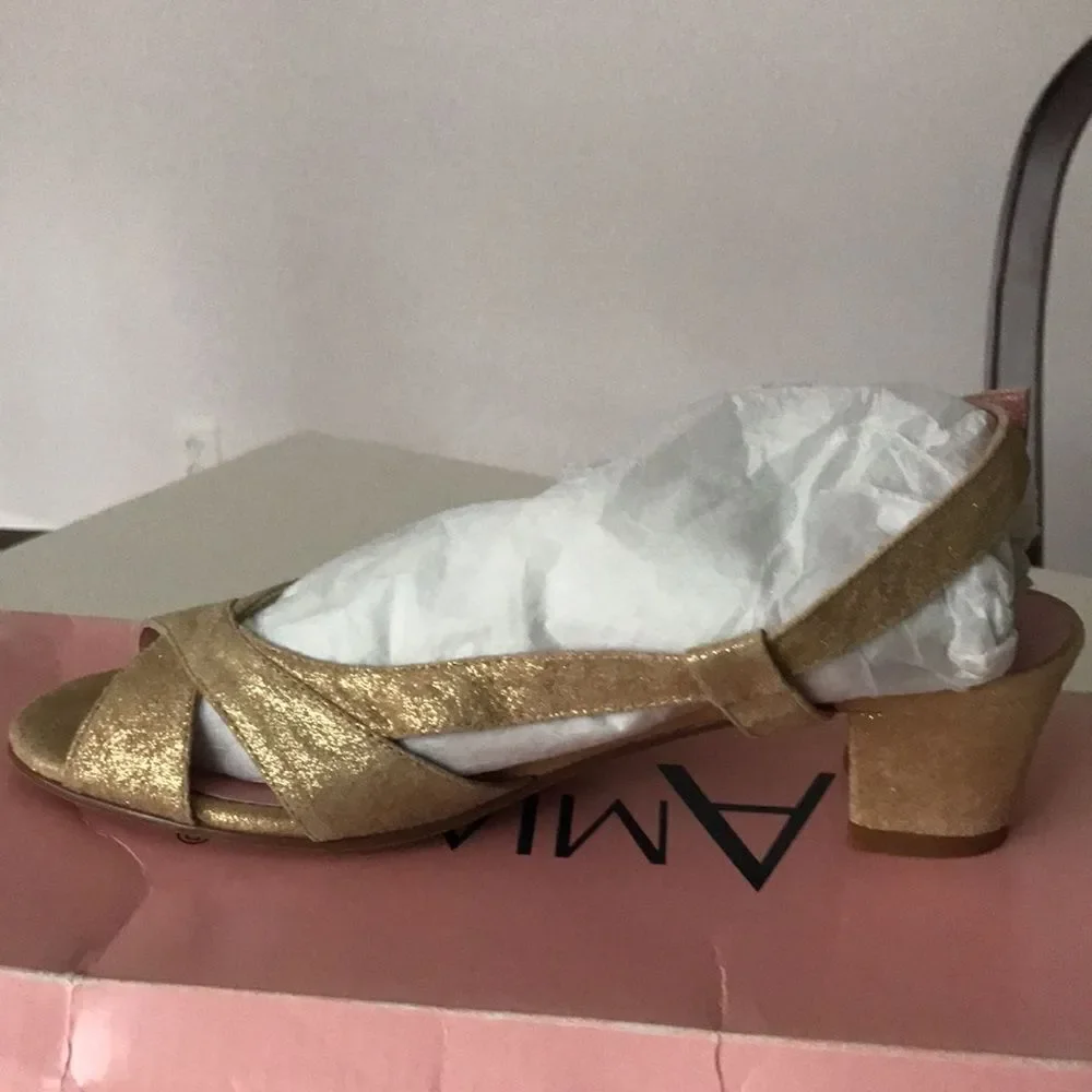 Amiana Formal Dress Golden Sandals size 4